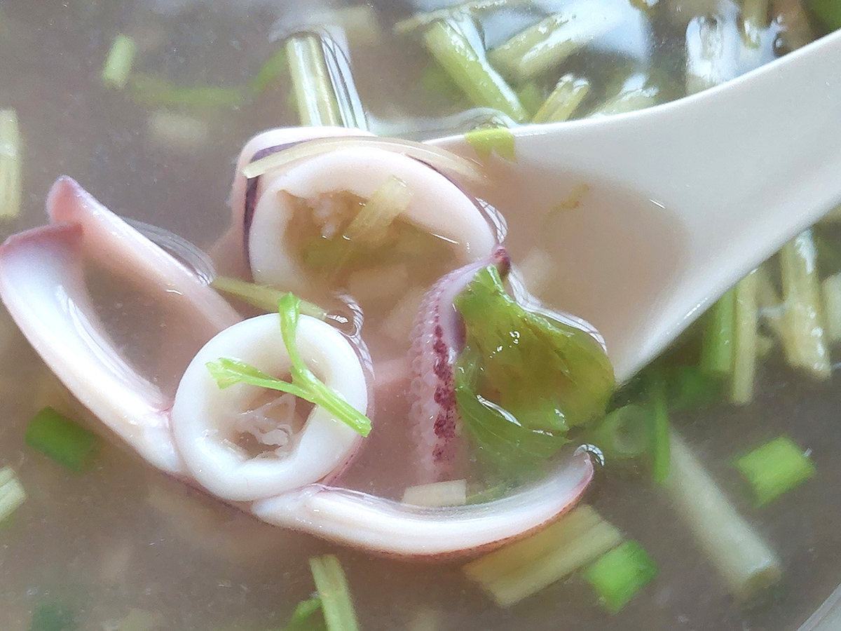 中卷米粉湯